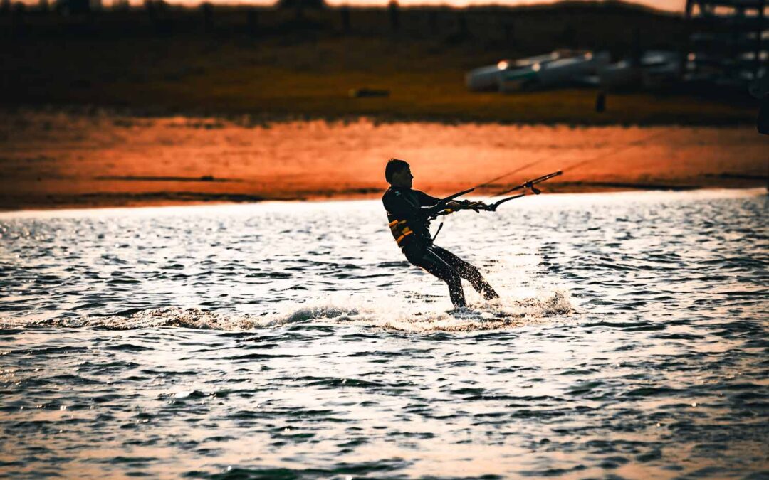 Surferlebnis an der Familienlagune Perlebucht